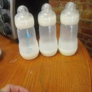 Maam bottle set